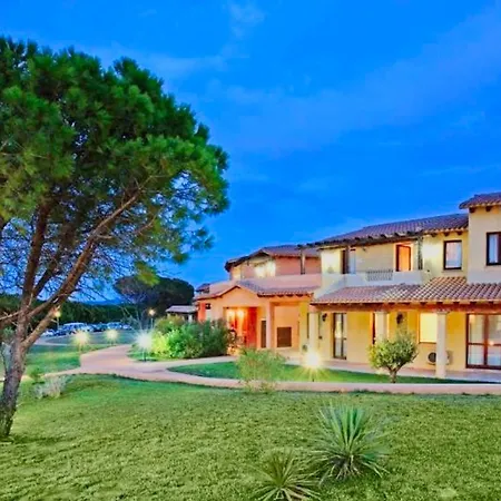 With Swimming-pool In 4* Vignola Mare