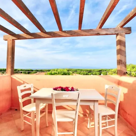 With Swimming-pool In * Vignola Mare